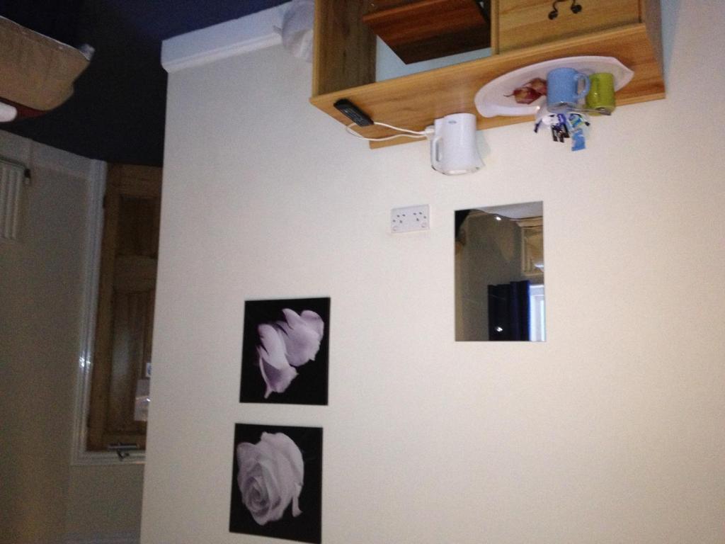 Hillsborough Hotel Sheffield Room photo